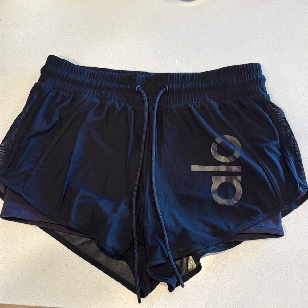 ALO Yoga Black Athletic Shorts Lightweight Performance